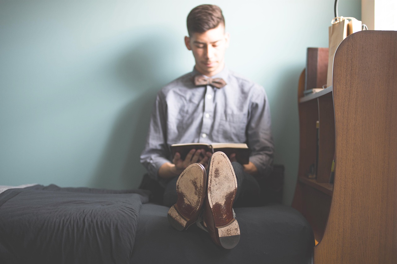 What readers should know before collecting reliable sources